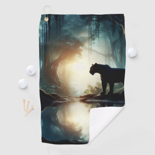 Schwarzer Panther spiegelt sich im Wasserbecken im Golfhandtuch (Insitu)