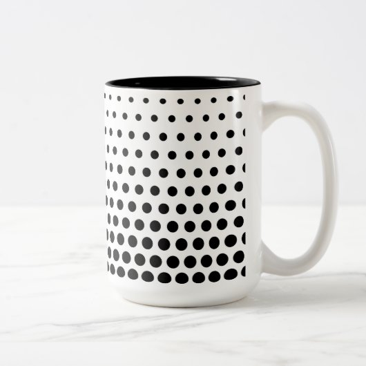 Schwarzer Polka Dots moderne Weiß Zweifarbige Tasse (Rechts)
