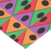 Schwarzer Polpunkt gemustert Tischdecke (Schrägansicht)