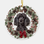 Schwarzer Poodle Hund Pinecone Personalisiert Keramik Ornament (Vorne)