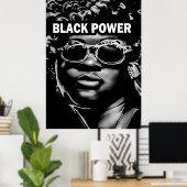 Schwarzer Power Afro Beauty Frauenportrait (AI+Hum Poster (Heimbüro)