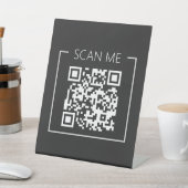 Schwarzer QR-Code Scanne Mich Geschäft Sockelschild (In SItu)