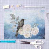 Schwarzer Rabe Weiße Blumen Blauer Hintergrund Seidenpapier (Handwerk)