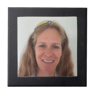 Schwarzer Rahmen hinzufügen Fliese