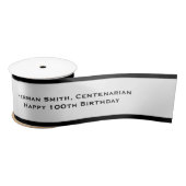 Schwarzer Rand - Wiederholter Text - Schwarz/Weiß Satinband (Spule)