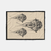 Schwarzer Retro Jellyfish Beige Hintergrund Fleecedecke (Vorderseite (Horizontal))