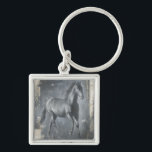 Schwarzer Running Stallion Schlüsselanhänger<br><div class="desc">Dieses Gemälde von Ethan Harper ist faszinierend. Er fasste die Schönheit des Hengstes zusammen,  der mit zwei einfachen Farben assoziiert wurde: schwarz und beige. Dieser zeitgenössische Kunstdruck eines schwarzen Hengstes verleiht jedem Wohnzimmer,  Esszimmer oder Schlafzimmer Charakter.</div>