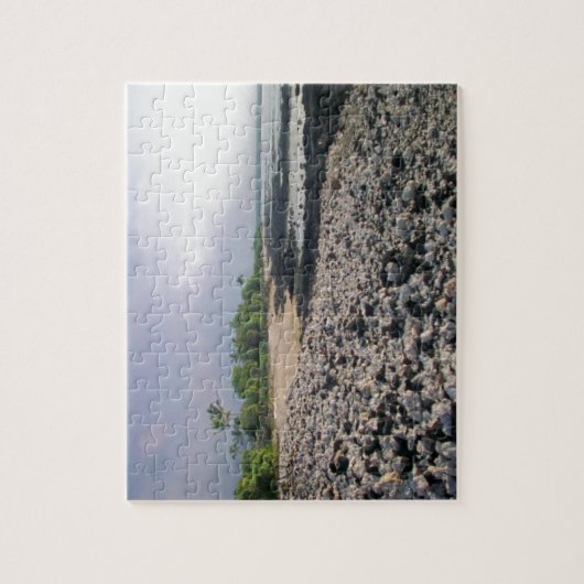 Schwarzer Sandstrand in Hawaii Puzzle (Vertikal)