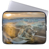 Schwarzer Sandstrand | Jokulsarlon Süd Island Laptopschutzhülle (Vorderseite)