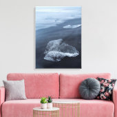 Schwarzer Sandstrand und Eis, Island Leinwanddruck (Insitu (Wohnzimmer))