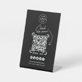 Schwarzer Scan zum Anzeigen von QR-Code im Menü | Sockelschild (Vorderseite)