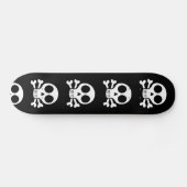 schwarzer Schädel Skateboard (Horizontal)