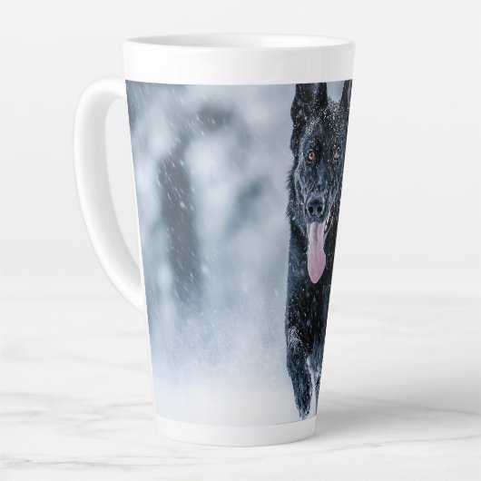 Schwarzer Schäfer im Schnee Milchtasse (Linke Ecke)