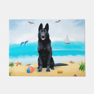 Schwarzer Schäferhund am Strand Fußmatte