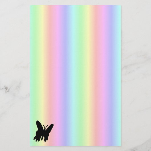 Schwarzer Schmetterling auf Pastell Rainbow Statio Briefpapier (Rückseite)