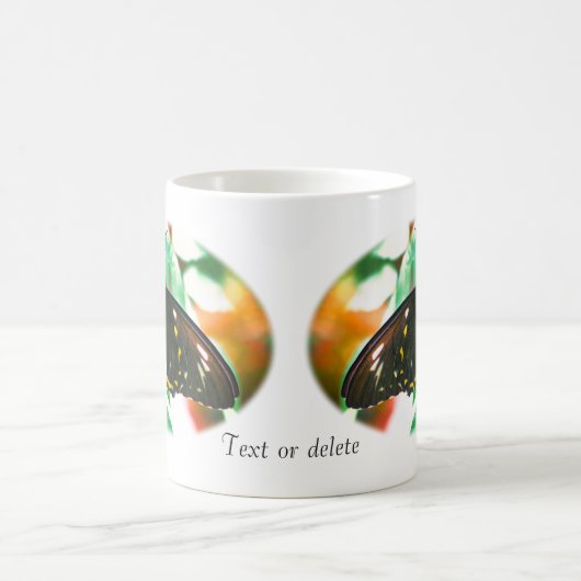 Schwarzer Schmetterling Personalisierte Natur Kaffeetasse (Mittel)