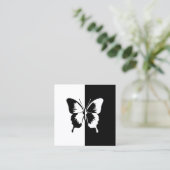 Schwarzer Schmetterling Quadratische Visitenkarte (Stehend Vorderseite)
