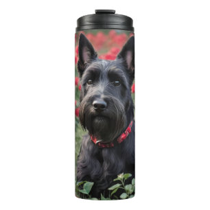 Schwarzer Schottischer Terrier in Rote Rosen, Thermosbecher