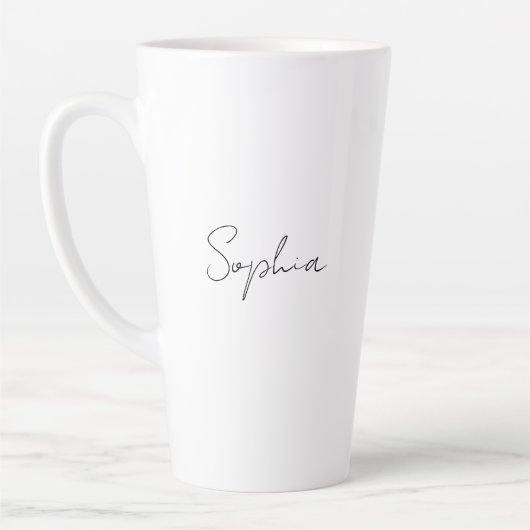 Schwarzer Schriftname oder Monogramm auf Weiß Milchtasse (Links)