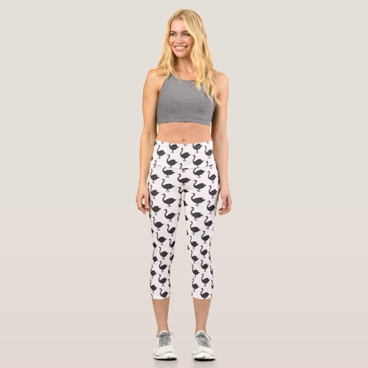 Schwarzer Schwan-Cartoon-Abbildung Capri Leggings (Vorderseite)