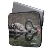 Schwarzer Schwan Laptopschutzhülle (Vorderseite Links)
