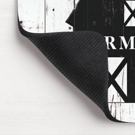 Schwarzer Stall Weißholz Rustikaler Bauernhof Land Mousepad (Ecke)
