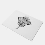 Schwarzer Stammes- Stingray-Mantarochen Fußmatte (Schrägansicht)