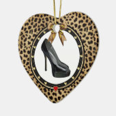 Schwarzer Stiletto Cheetah Personalisiertes Herz O Keramikornament (Links)