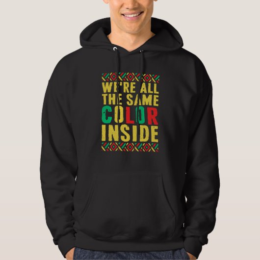 Schwarzer Stolz sind wir alle gleich farbig innen Hoodie (Vorderseite)