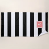 Schwarzer Streifen und Korallenmonogramm Strandtuch (Vorderseite)