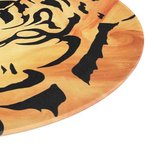 Schwarzer Tiger auf fiery Orange Schneidebrett (Ecke)