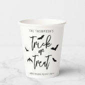 Schwarzer Trick oder Behandlung Typografie Flederm Pappbecher (Vorderseite)