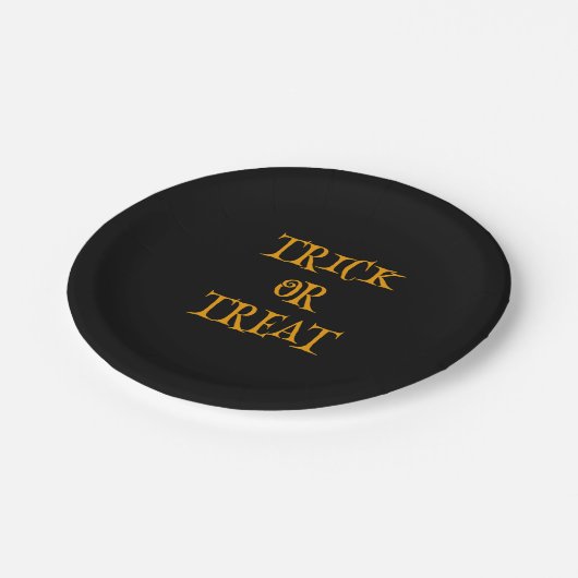 Schwarzer Trick oder Halloween Pappteller (Schrägansicht)