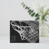 Schwarzer u. weißer Basketball Postkarte (Stehend Vorderseite)