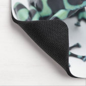 Schwarzer und grüner Giftdarmfrosch (Dendrobaten) Mousepad (Ecke)