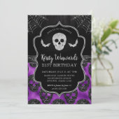 Schwarzer und Lila Schädel und Spinnennetz 21. Geb Einladung (Stehend Vorderseite)