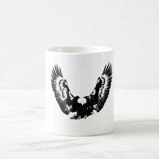 Schwarzer und weißer Adler Kaffeetasse (Mittel)