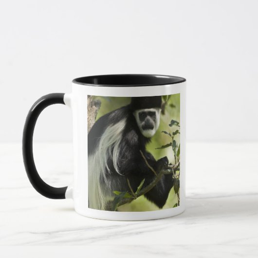 Schwarzer und weißer Colobus-Affe Tasse (Links)