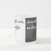 Schwarzer und weißer Kaffee Mattglastasse (Mittel)