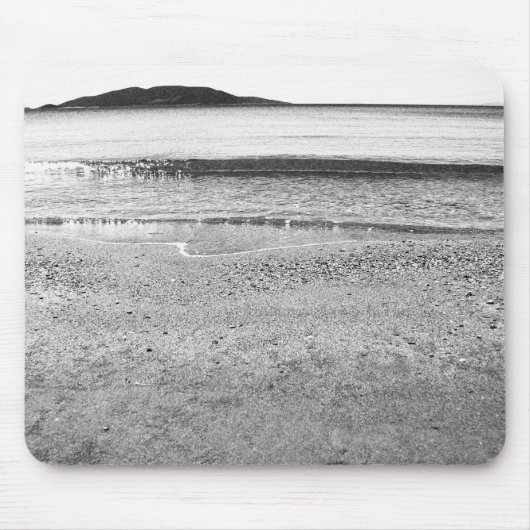 Schwarzer und weißer Sandstrand Mousepad (Vorne)