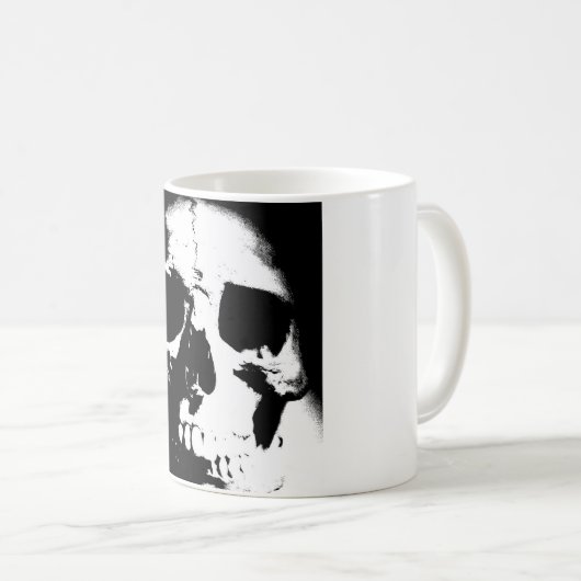 Schwarzer und weißer Schädel Kaffeetasse (VorderseiteRechts)