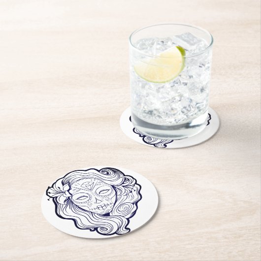 Schwarzer und weißer Zuckerschädel Runder Pappuntersetzer (Vor Ort)