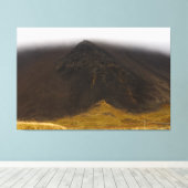 Schwarzer Vulkanberg und tiefer Wolken Leinwand Ku (Insitu (Holzboden))