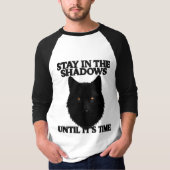 Schwarzer Wolf Bleib im Schatten Raglan Baseball  T-Shirt (Vorderseite)
