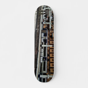 Schwarzer Zug Skateboard