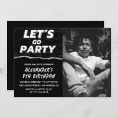 Schwarzes 8. Geburtstag Einladungen Boy Foto (Vorne/Hinten)