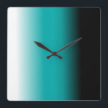 Schwarzes Aquamarines Weißes Ombre Quadratische Wanduhr<br><div class="desc">Dieses Produkt ist in Black Aquamarin White Ombre enthalten. Die Farbe verblasst von Schwarz zu Aquamarin zu Weiß. Passen Sie dieses Produkt einfach mit Ihrem eigenen Text,  Bild oder Foto an.</div>