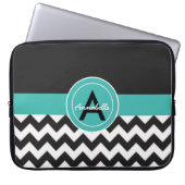 Schwarzes aquamarines Zickzack Laptopschutzhülle (Vorderseite)