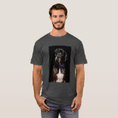 Schwarzes auf schwarzem großer Däne-T - Shirt (Vorne ganz)