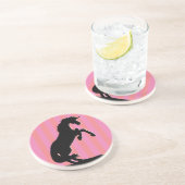 Schwarzes Aufzuchtorn (rosa gestreift) Getränkeuntersetzer (Seite)